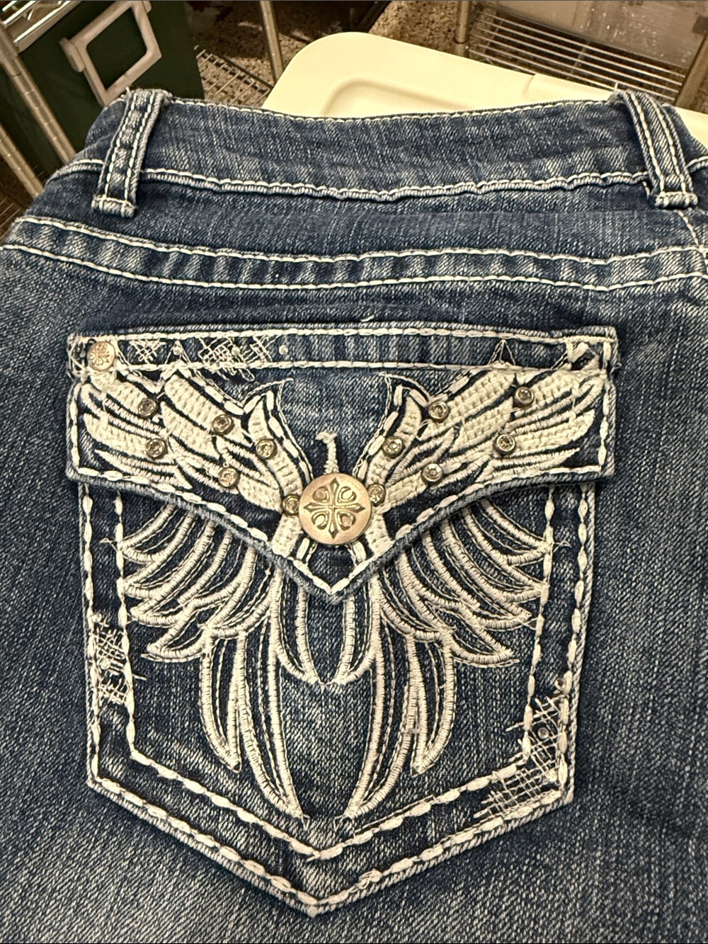 ND Weekend Women’s Blue Embroidered Wing Pocket Jeans